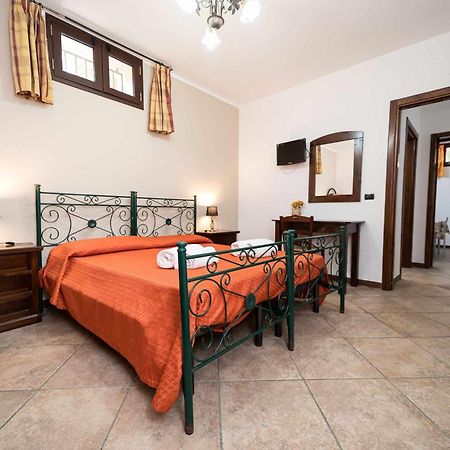 Villa Claudia By Vivimy Parabita Bagian luar foto