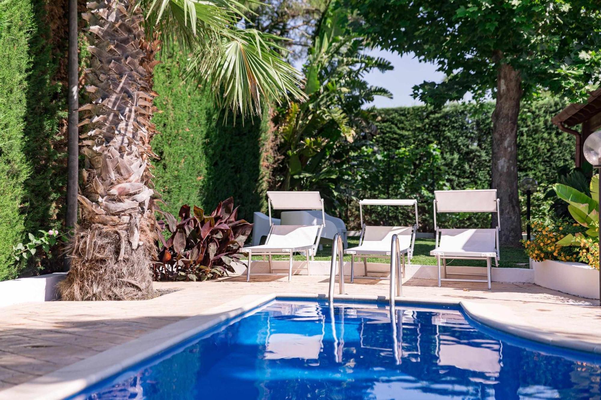 Villa Claudia By Vivimy Parabita Bagian luar foto